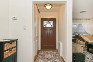 3697 Regent Ln, Wantagh, NY 11793 - Photo 5