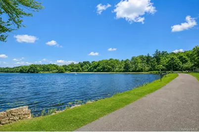 2915 Hyatt Street, Yorktown Heights, NY 10598 - Photo 37