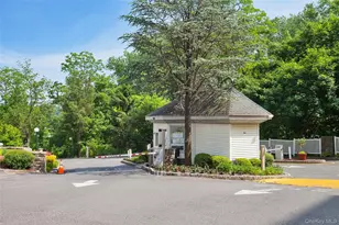 200 High Point Dr, Hartsdale, NY 10530 - Photo 29
