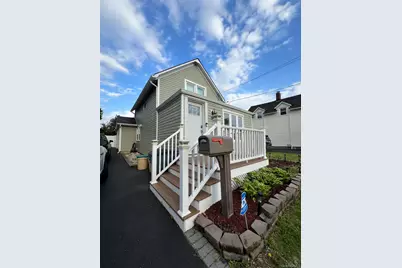 315 Grant Avenue, Islip, NY 11751 - Photo 3
