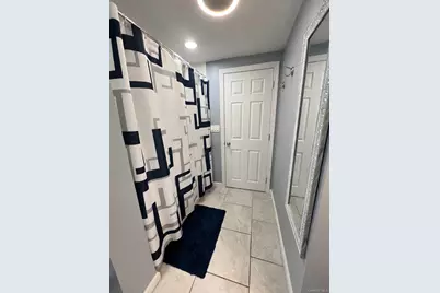 315 Grant Avenue, Islip, NY 11751 - Photo 13