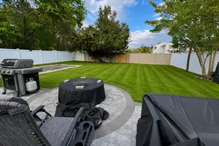 315 Grant Ave, Islip, NY 11751 - Photo 25
