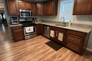 315 Grant Ave, Islip, NY 11751 - Photo 7