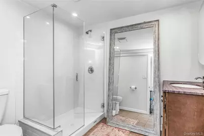 10 Minetta Court, Huntington, NY 11743 - Photo 13