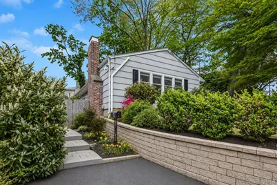 10 Minetta Court, Huntington, NY 11743 - Photo 1