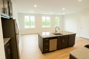411 Tower Ridge Cir, Middletown, NY 10941 - Photo 5