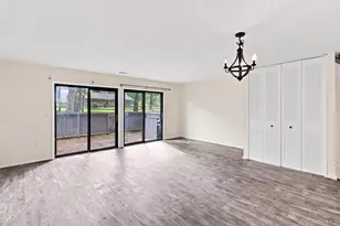 1905 Magnolia Walk, Poughkeepsie, NY 12603 - Photo 13