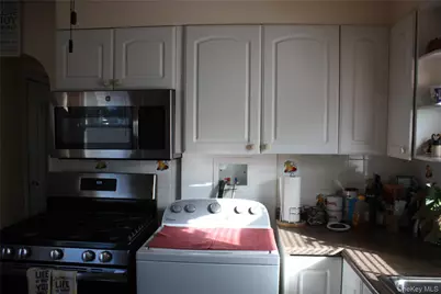 138 Manor Parkway, Uniondale, NY 11553 - Photo 7