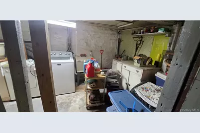 6074 54th Place, Maspeth, NY 11378 - Photo 29
