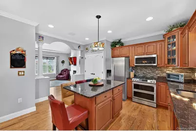 7 Deangelis Drive, Monroe, NY 10950 - Photo 9