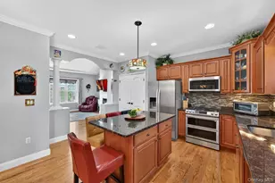 7 Deangelis Dr, Monroe, NY 10950 - Photo 9
