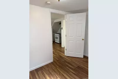 13 Cedarwood Drive, Huntington Station, NY 11746 - Photo 7