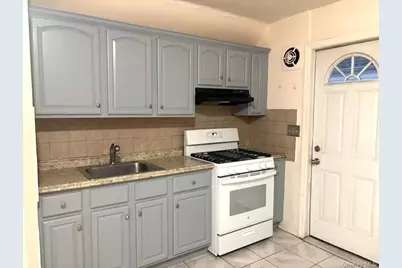 238-23 148th Drive #1st Floor, Rosedale, NY 11422 - Photo 5