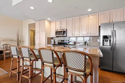 260 Dune Road #89, Westhampton Beach, NY 11978 - Photo 9