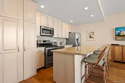 260 Dune Road #89, Westhampton Beach, NY 11978 - Photo 11