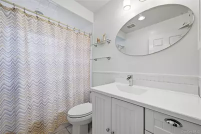 72 Walnut Lane, Hicksville, NY 11801 - Photo 13