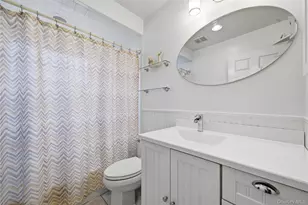 72 Walnut Ln, Hicksville, NY 11801 - Photo 13