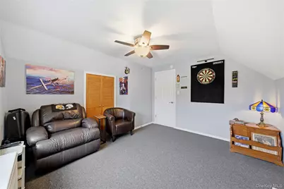 72 Walnut Lane, Hicksville, NY 11801 - Photo 17