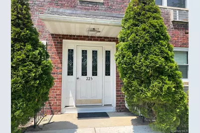 225 N Middletown Road #D, Pearl River, NY 10965 - Photo 5