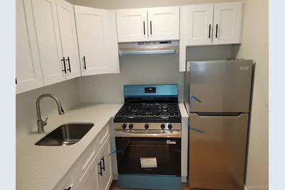 671 Bronx River Road #4N, Yonkers, NY 10704 - Photo 3
