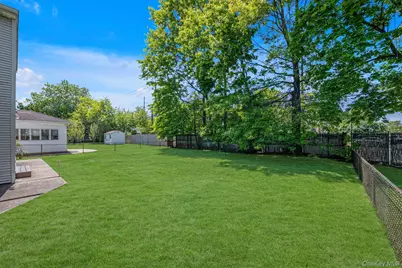 161 Rose Lane, New Hyde Park, NY 11040 - Photo 19