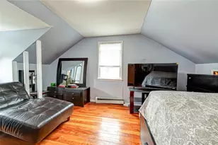 31 Locust St, Westbury, NY 11590 - Photo 9