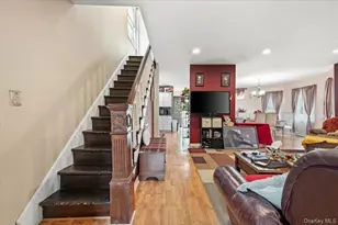 56 Sycamore St, Patchogue, NY 11772 - Photo 3