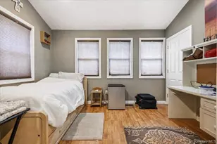 56 Sycamore St, Patchogue, NY 11772 - Photo 15