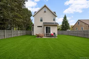 56 Sycamore St, Patchogue, NY 11772 - Photo 23