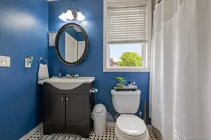56 Sycamore St, Patchogue, NY 11772 - Photo 19