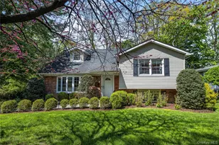 32 Chaucer St, Hartsdale, NY 10530 - Photo 35