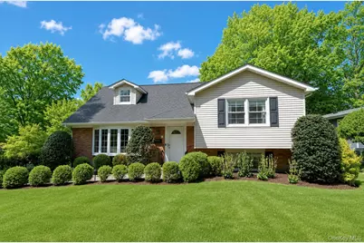 32 Chaucer Street, Hartsdale, NY 10530 - Photo 1