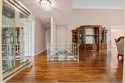 916 Lawrence Court, Woodmere, NY 11581 - Photo 11