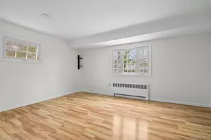 916 Lawrence Ct, Woodmere, NY 11581 - Photo 19