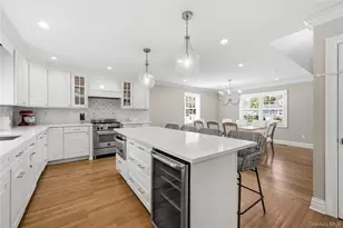 48 Iroquois St E, Massapequa, NY 11758 - Photo 15
