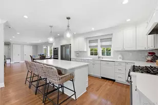48 Iroquois St E, Massapequa, NY 11758 - Photo 17