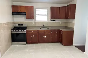 14616 106 Ave Ave, Jamaica South, NY 11435 - Photo 5