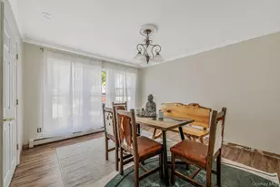 810 Anthony Dr, Lindenhurst, NY 11757 - Photo 15