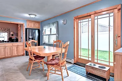 395 8th Street, Bohemia, NY 11716 - Photo 7
