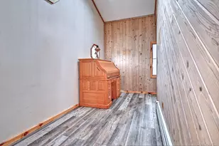 395 8th St, Bohemia, NY 11716 - Photo 15