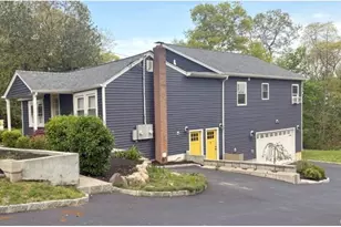 42 Oceanview Ave, Farmingville, NY 11738 - Photo 11