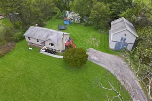 492 Newport Bridge Rd, Pine Island, NY 10969 - Photo 3