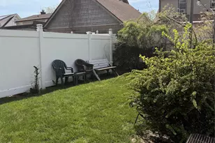 13754 Southgate, Springfield Gardens, NY 11413 - Photo 7