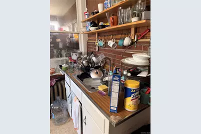 13754 Southgate, Springfield Gardens, NY 11413 - Photo 11