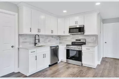 446 Riviera Drive, Mastic Beach, NY 11951 - Photo 5