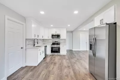 446 Riviera Drive, Mastic Beach, NY 11951 - Photo 3