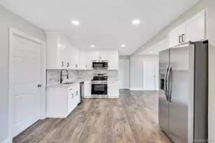 446 Riviera Dr, Mastic Beach, NY 11951 - Photo 3