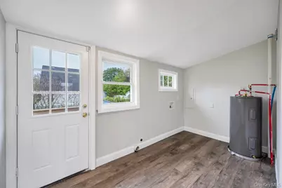 446 Riviera Drive, Mastic Beach, NY 11951 - Photo 15