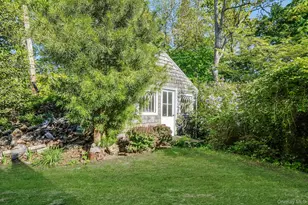 42 Shady Ln, Huntington, NY 11743 - Photo 7