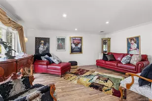 [Address not provided], Hauppauge, NY 11788 - Photo 11
